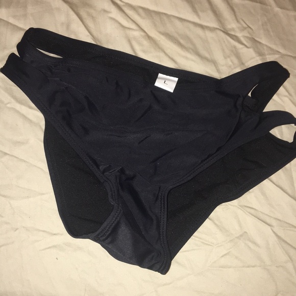 Color Block Bikini with 2 bottoms - Picture 6 of 6